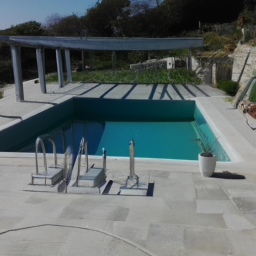 Fourniture et pose de liner pour piscine : choix de matériaux et processus d'installation Bourg-les-Valence